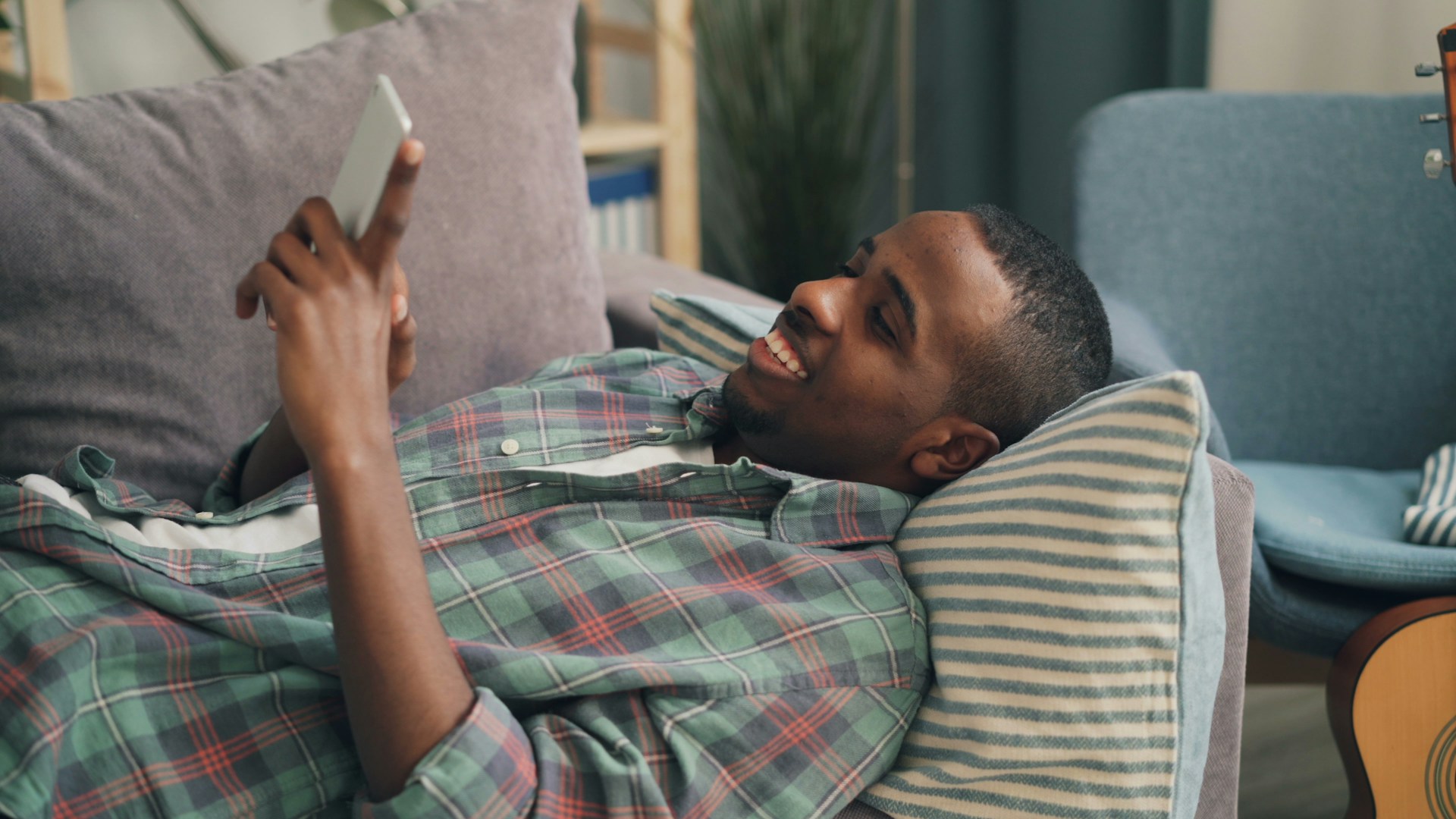 How to Manage Stress Without Medication: Expert Tips