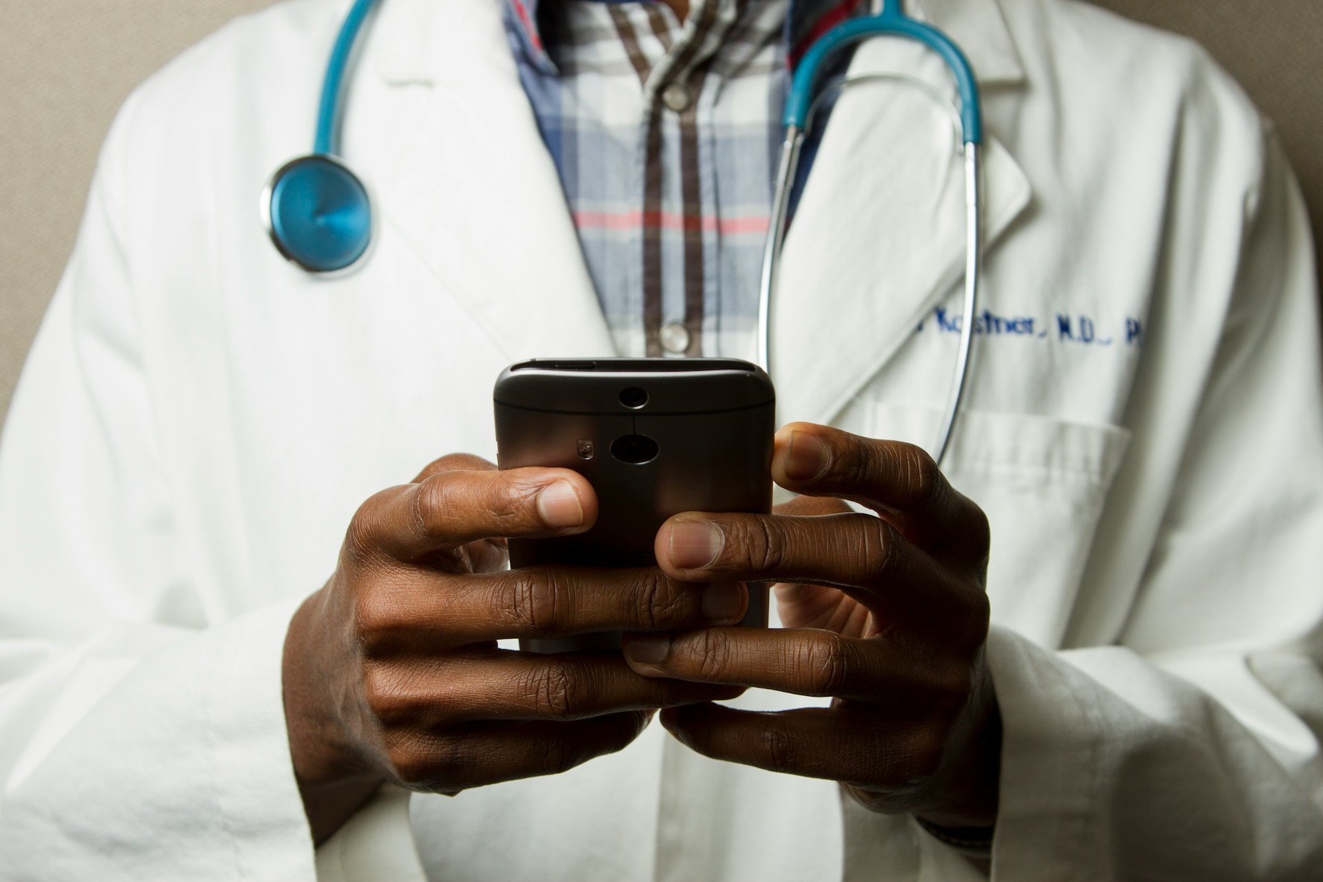How Telemedicine and Mobile Health Apps Are Changing Healthcare in Northern Nigeria